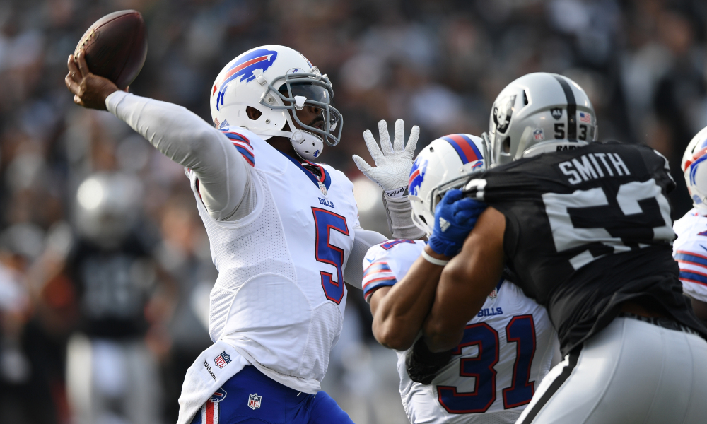 Buffalo Bills v Oakland Raiders